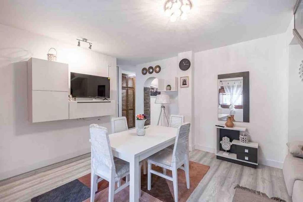 Entire House Close To Albaicin And The Center Ferienhaus *