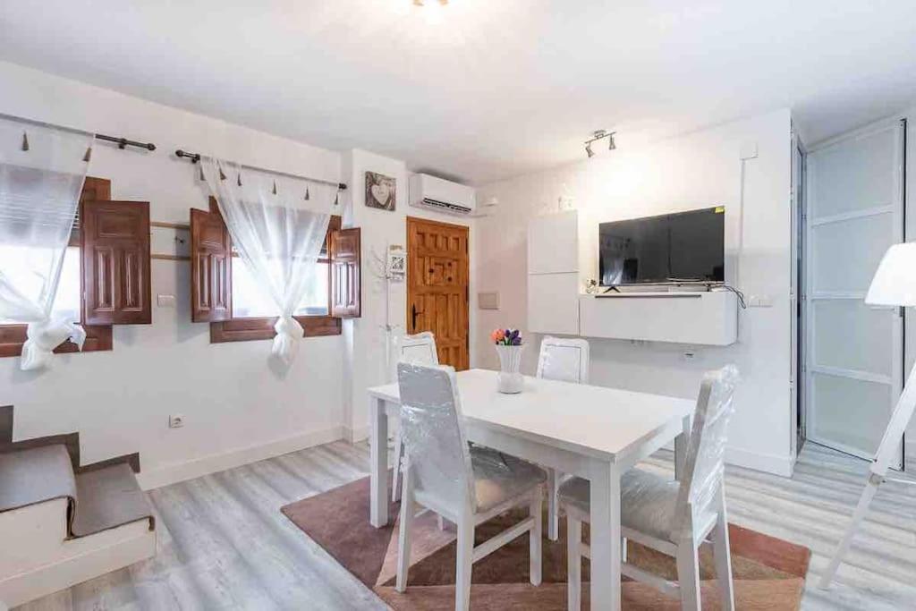 Vakantiehuis Entire House Close To Albaicin And The Center *